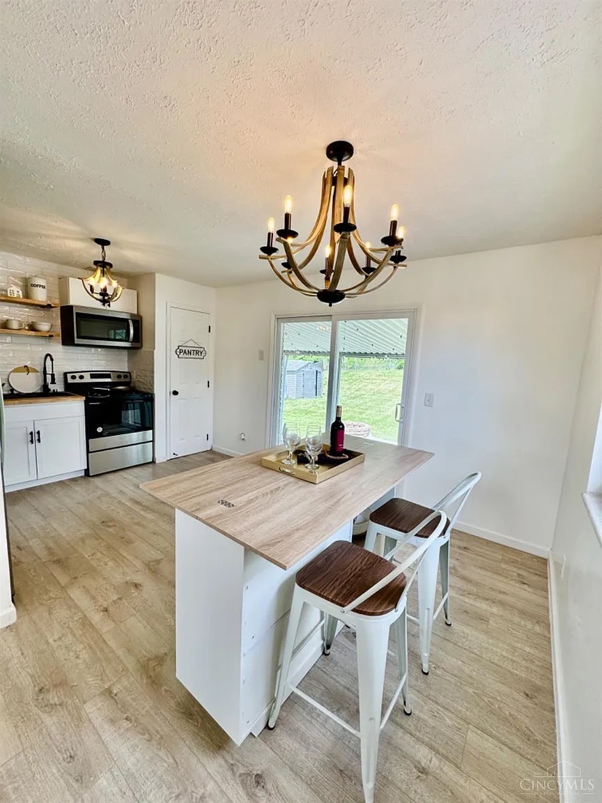 10161 Pottinger Rd – photo 4