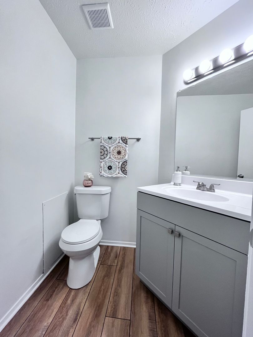 2569 Romig Rd unit 2597-2J – photo 5