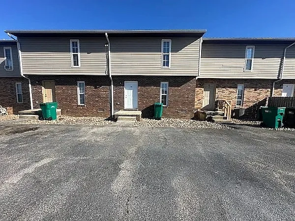 Teays Valley Townhomes – photo 2