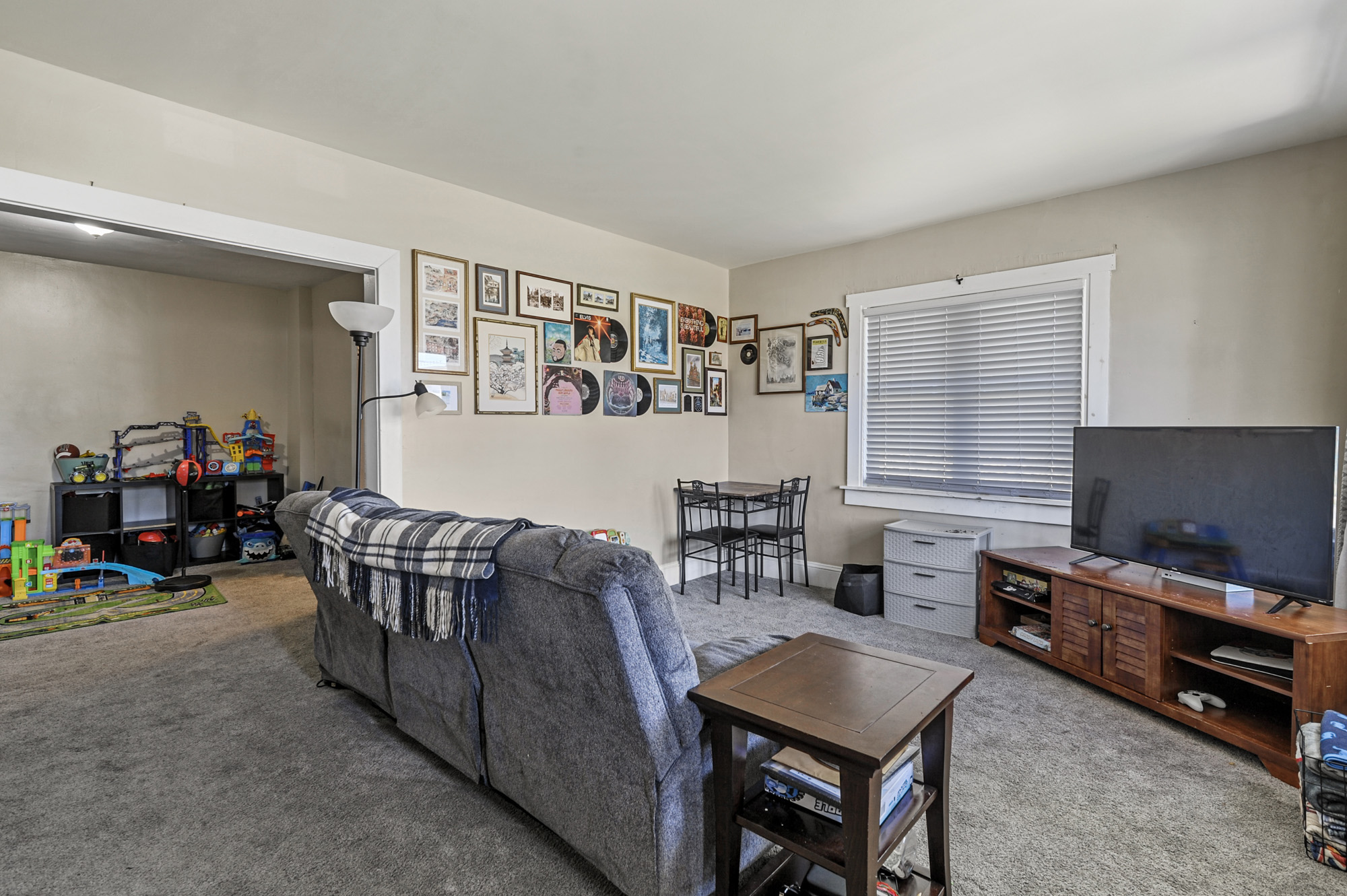 36 Pine St unit A – photo 3