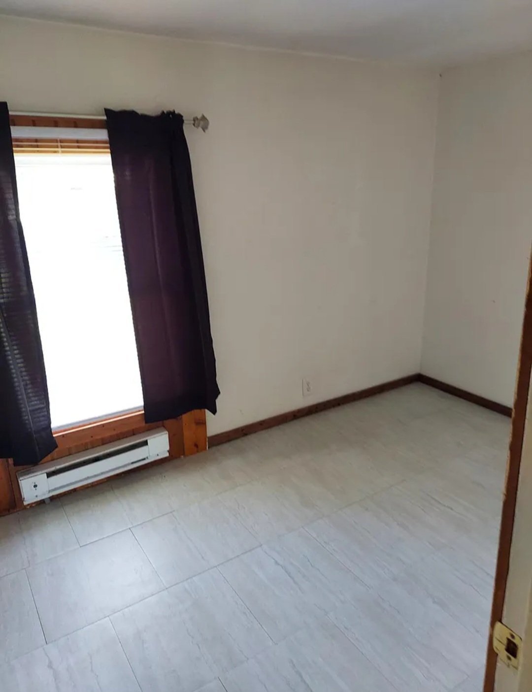 293 E Main St – photo 3
