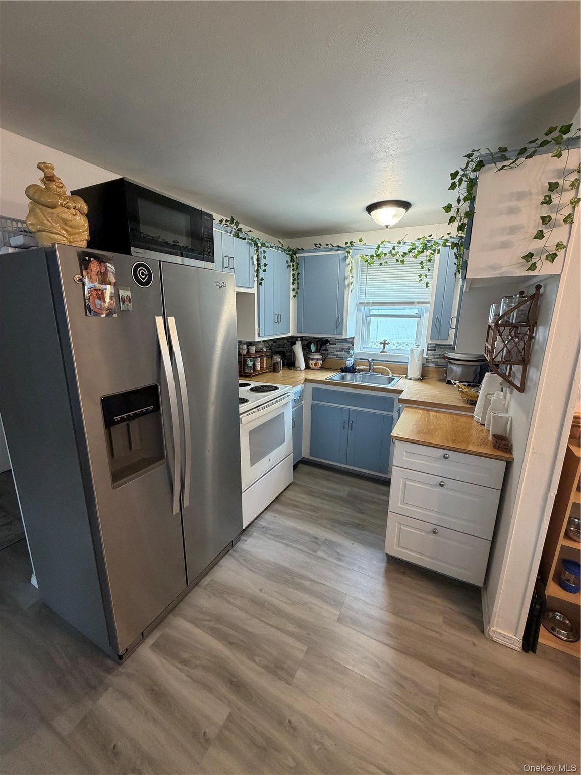 272 Davenport St – photo 5
