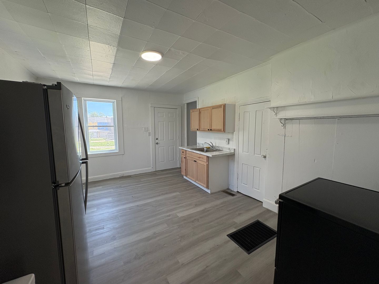 217 S Hartley St – photo 2