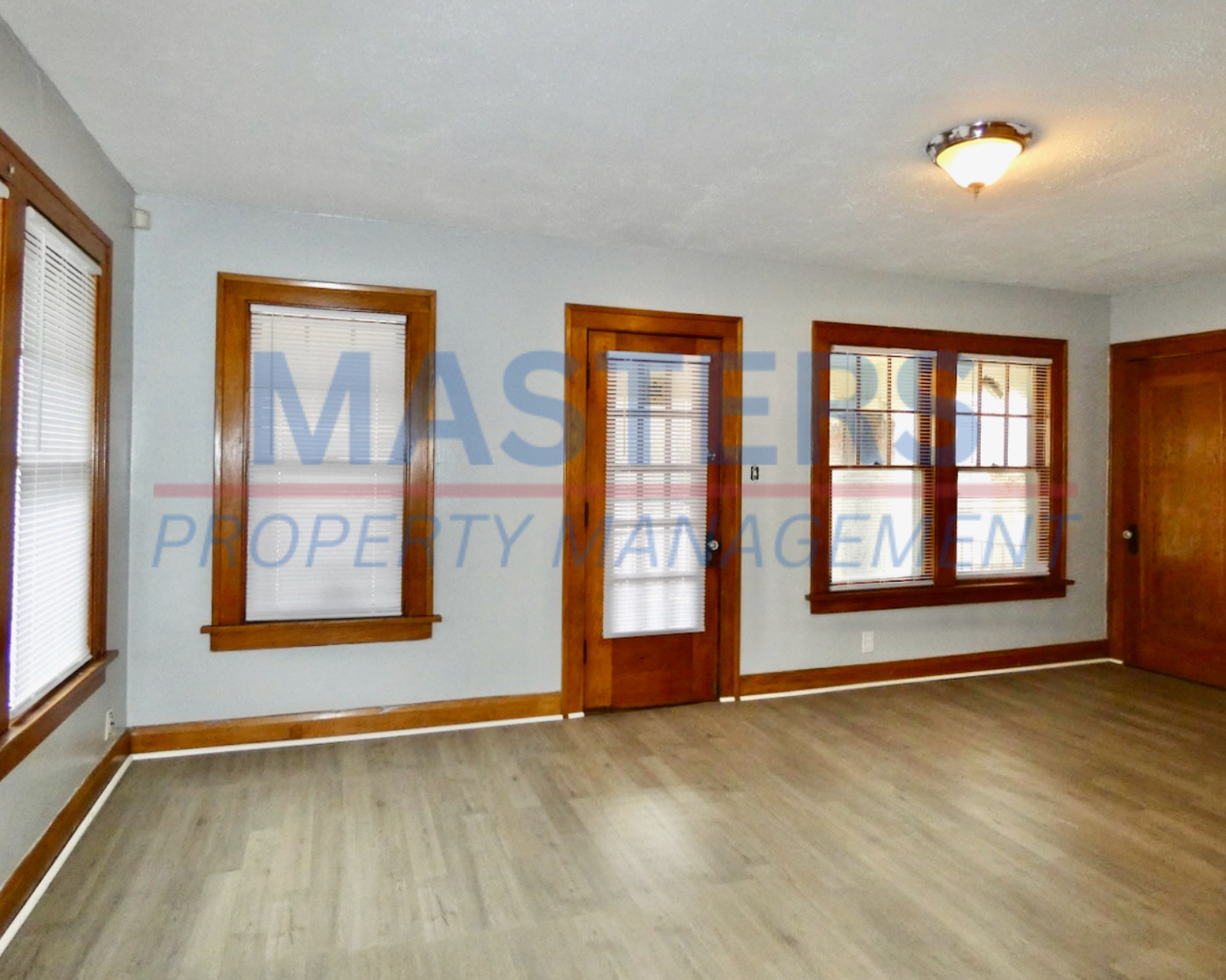 1133 Parkside Blvd unit Upper – photo 5
