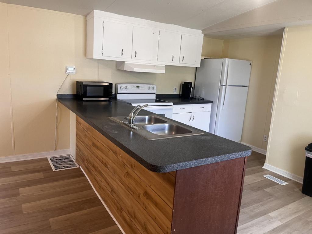 6610 Limerick Ave – photo 5