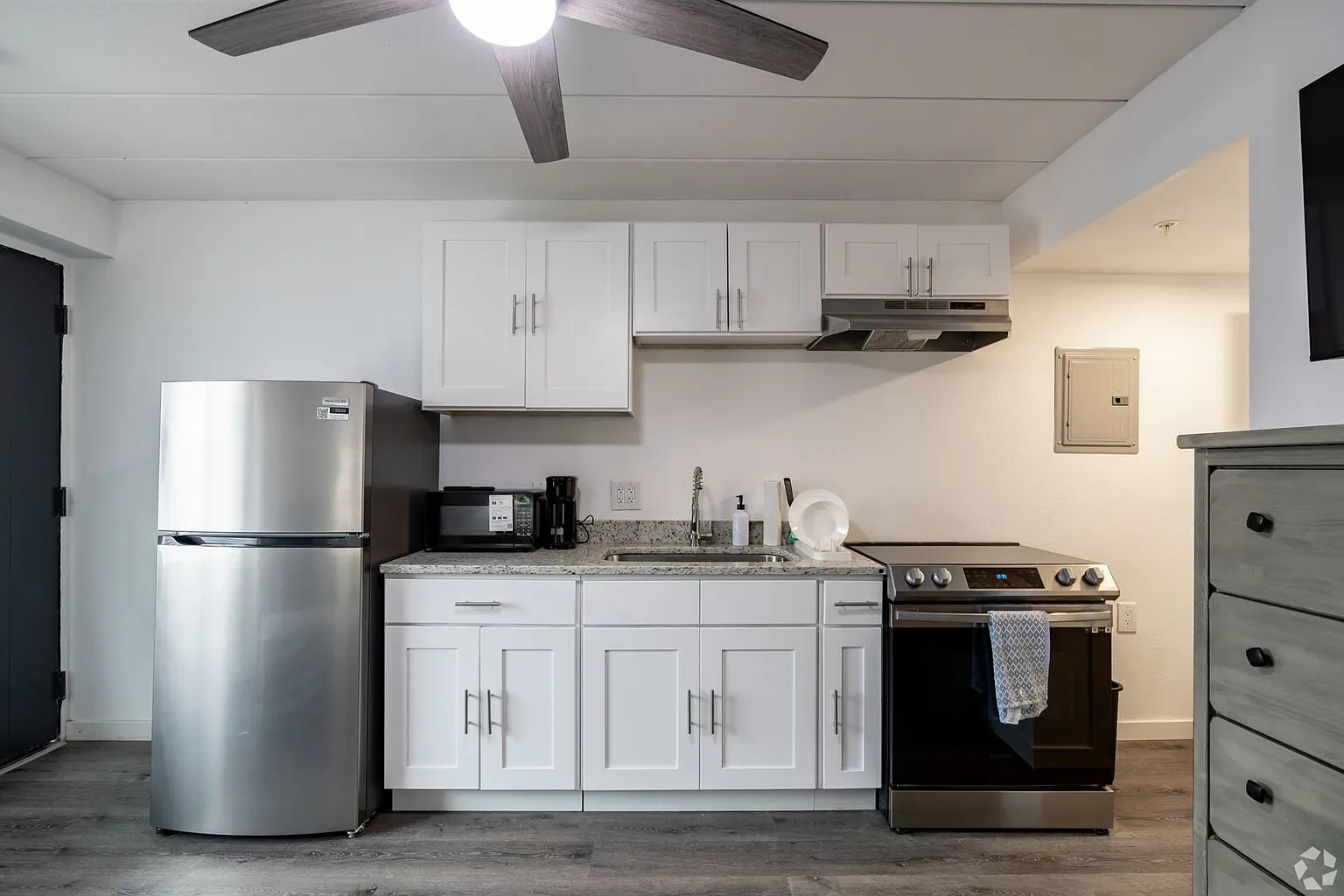 Lux off Washington – Floor plan