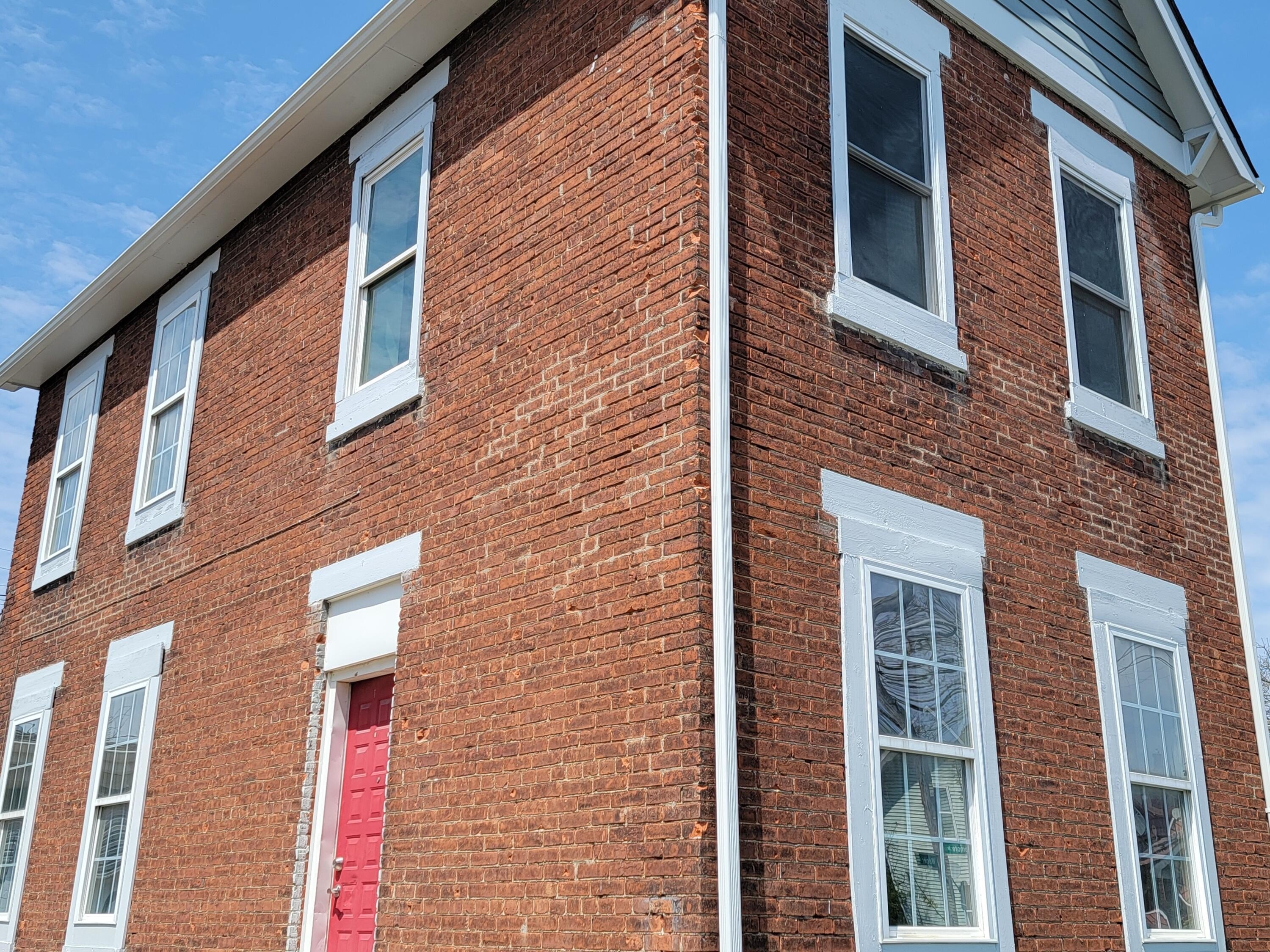 751 Wager St – photo 1