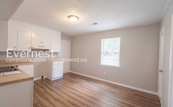 1216 Woodland Ave SW – photo 5