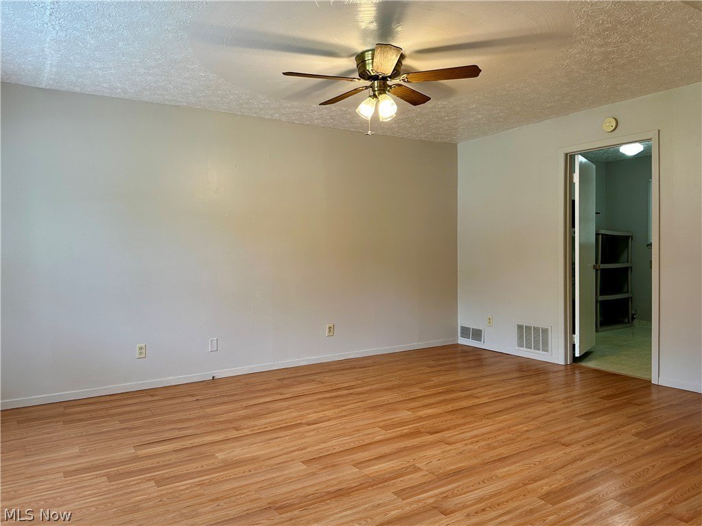 4827 Dunsmore Ave – photo 2