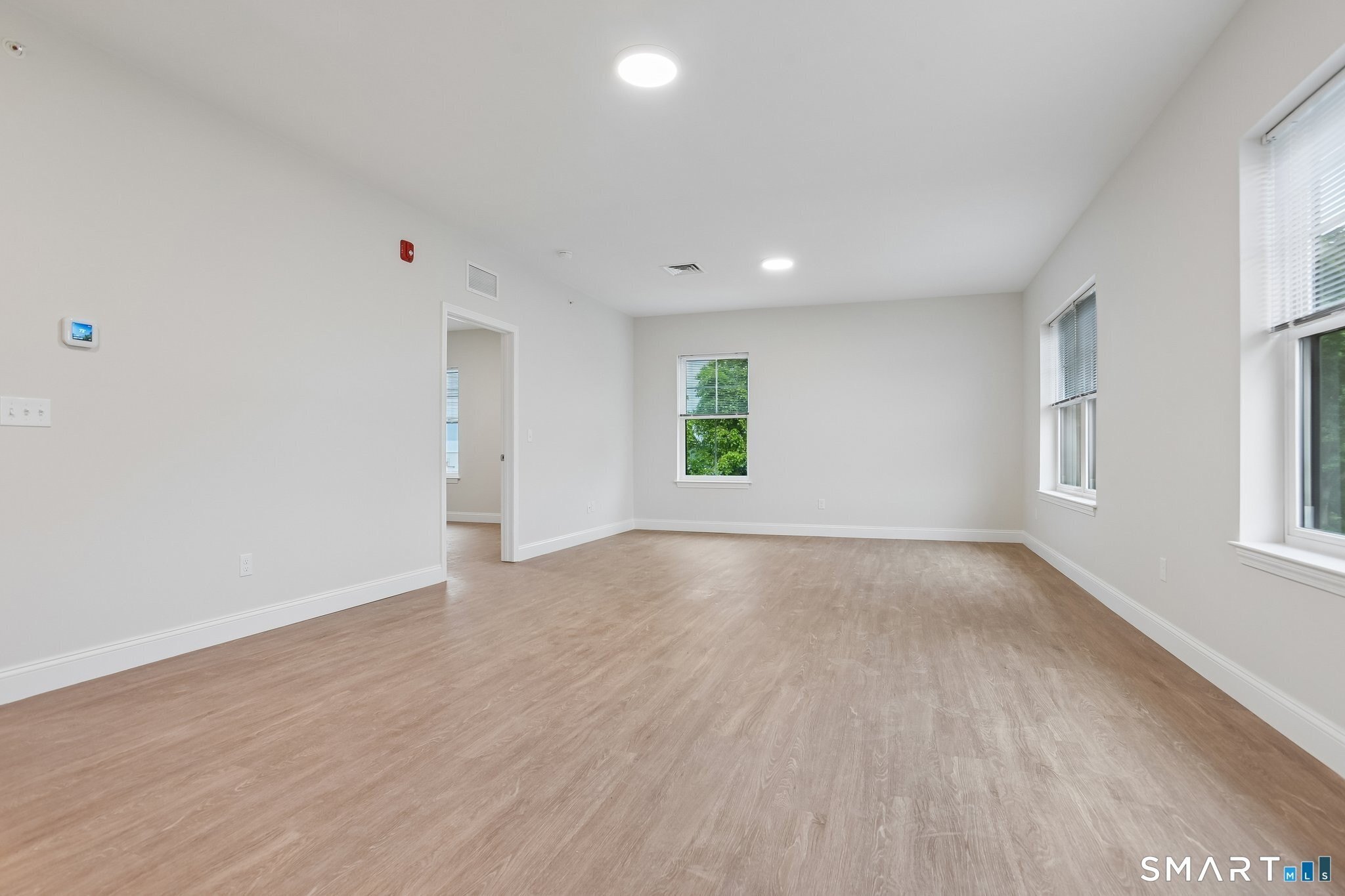 55 Steele Blvd #306 – photo 4