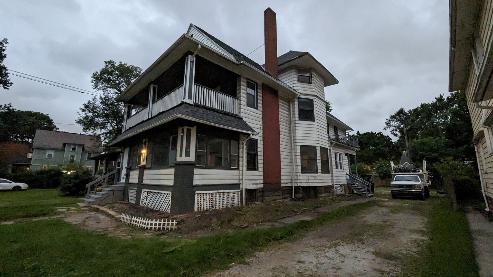 3404 Archwood Ave unit Unit 2 – photo 2