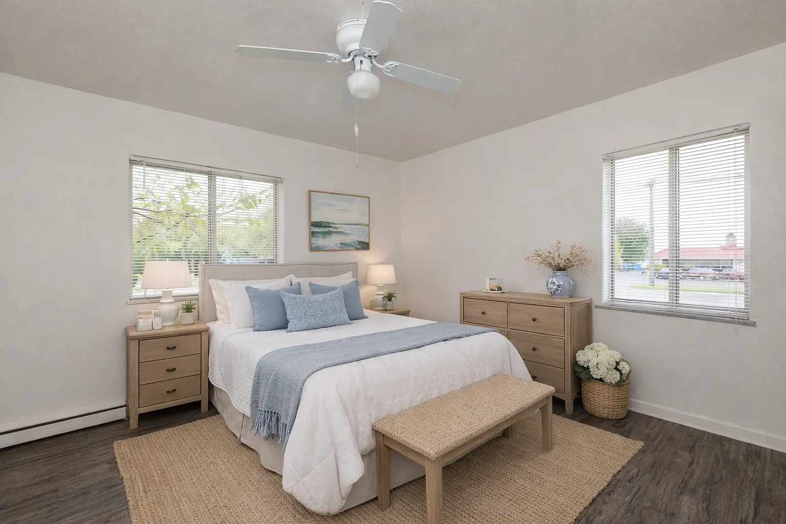 Water's Edge Apartments – photo 4