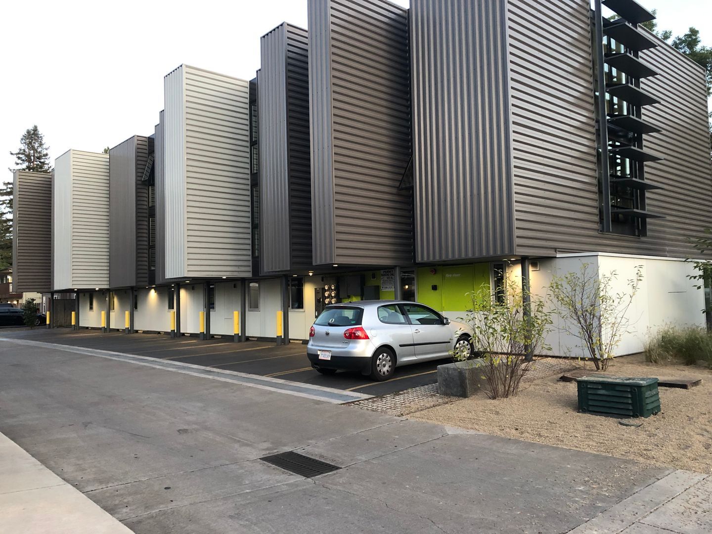 1455 Mill St unit E – photo 2