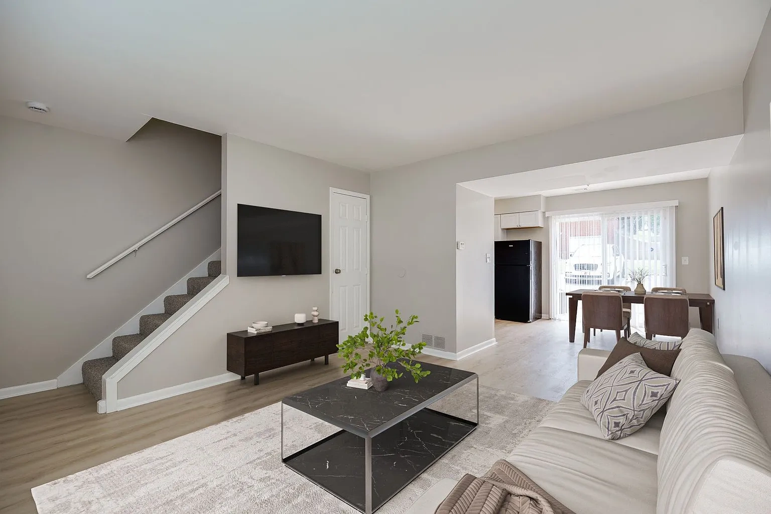 Monroe Terrace Apartments – photo 2