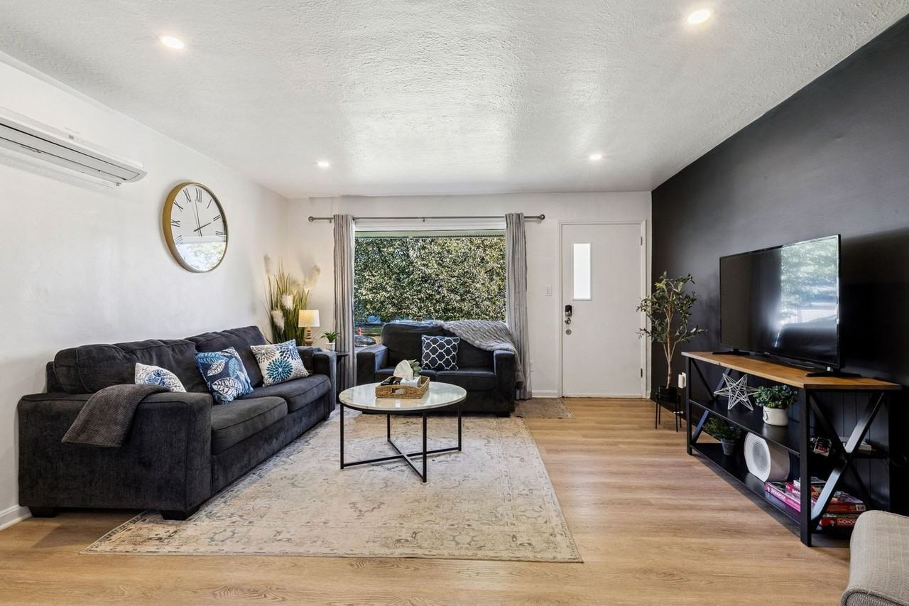 6484 Aylesworth Dr unit 1593933P – photo 2