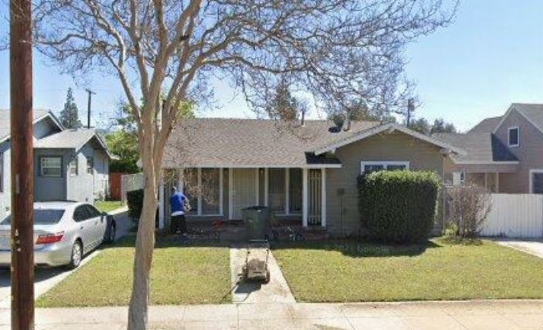 2829 N Pershing Ave – photo 1