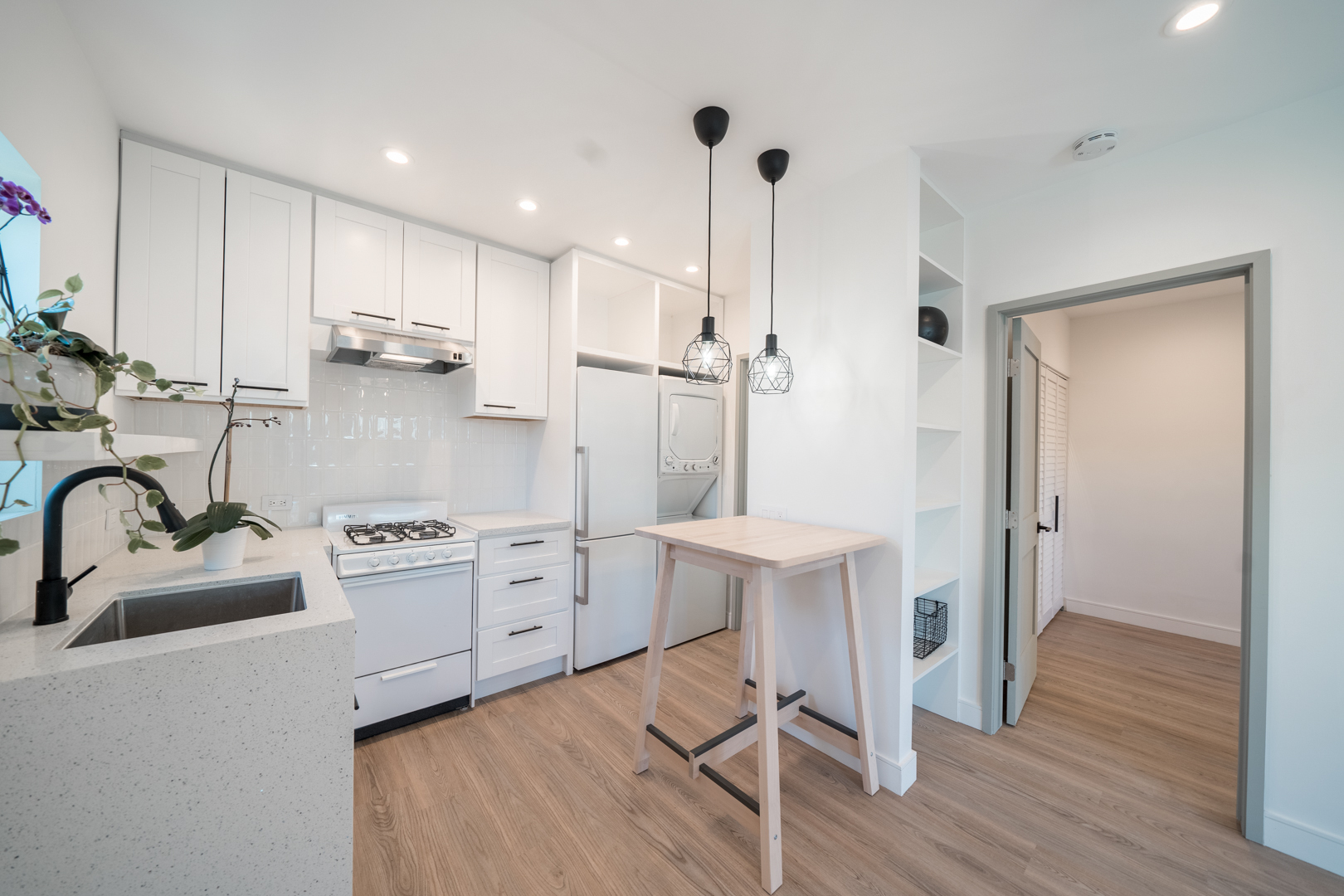 2540 Commonwealth Ave – photo 1