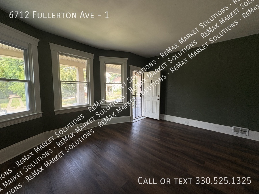 6712 Fullerton Ave – photo 3