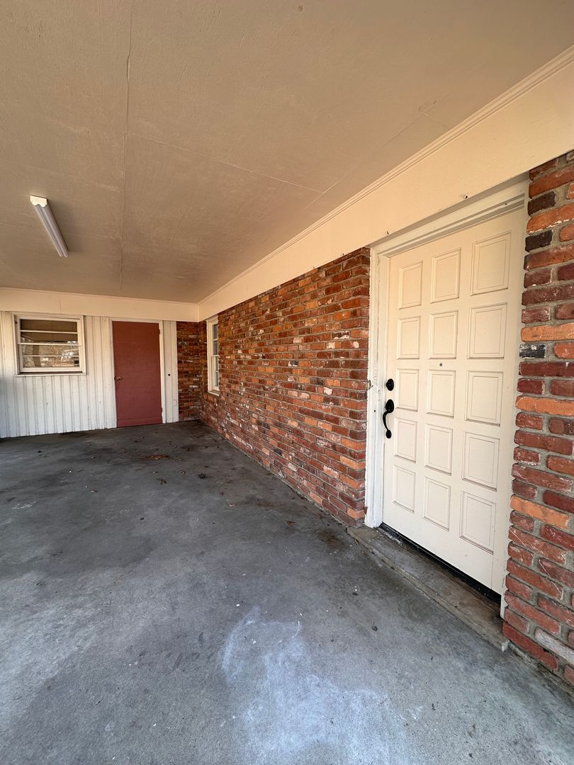 904 Vann St – photo 3
