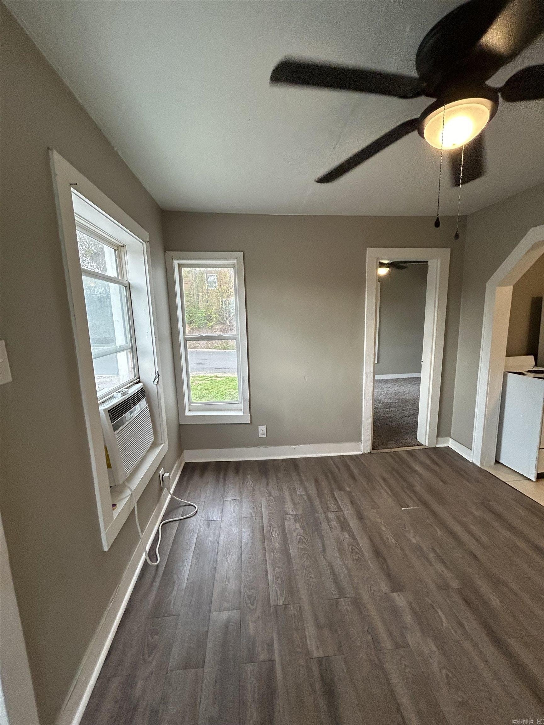 407 Henry St #3 – photo 3