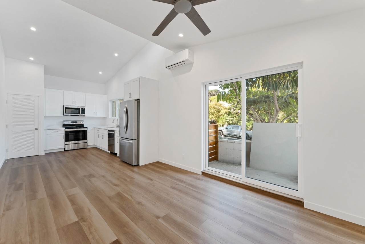 3377 A St – photo 4