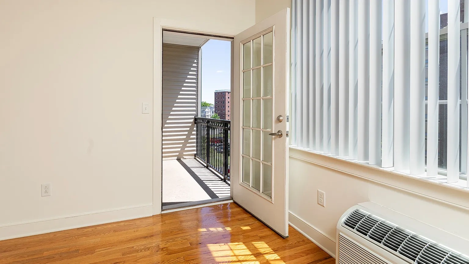 Bridgepoint at Bayonne – photo 1