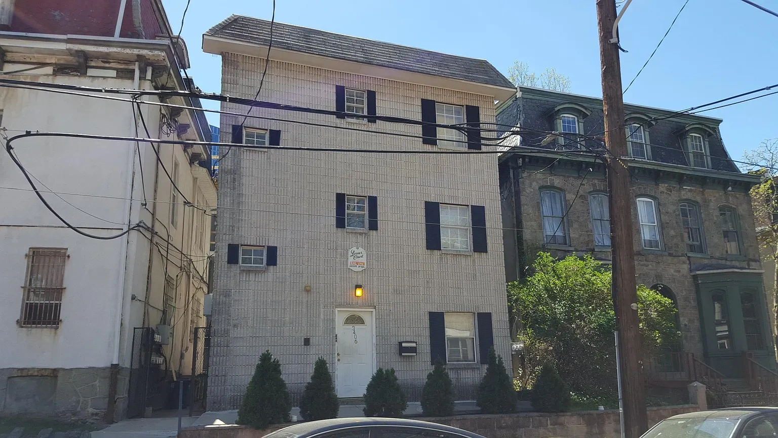 Lerner Courts – photo 4