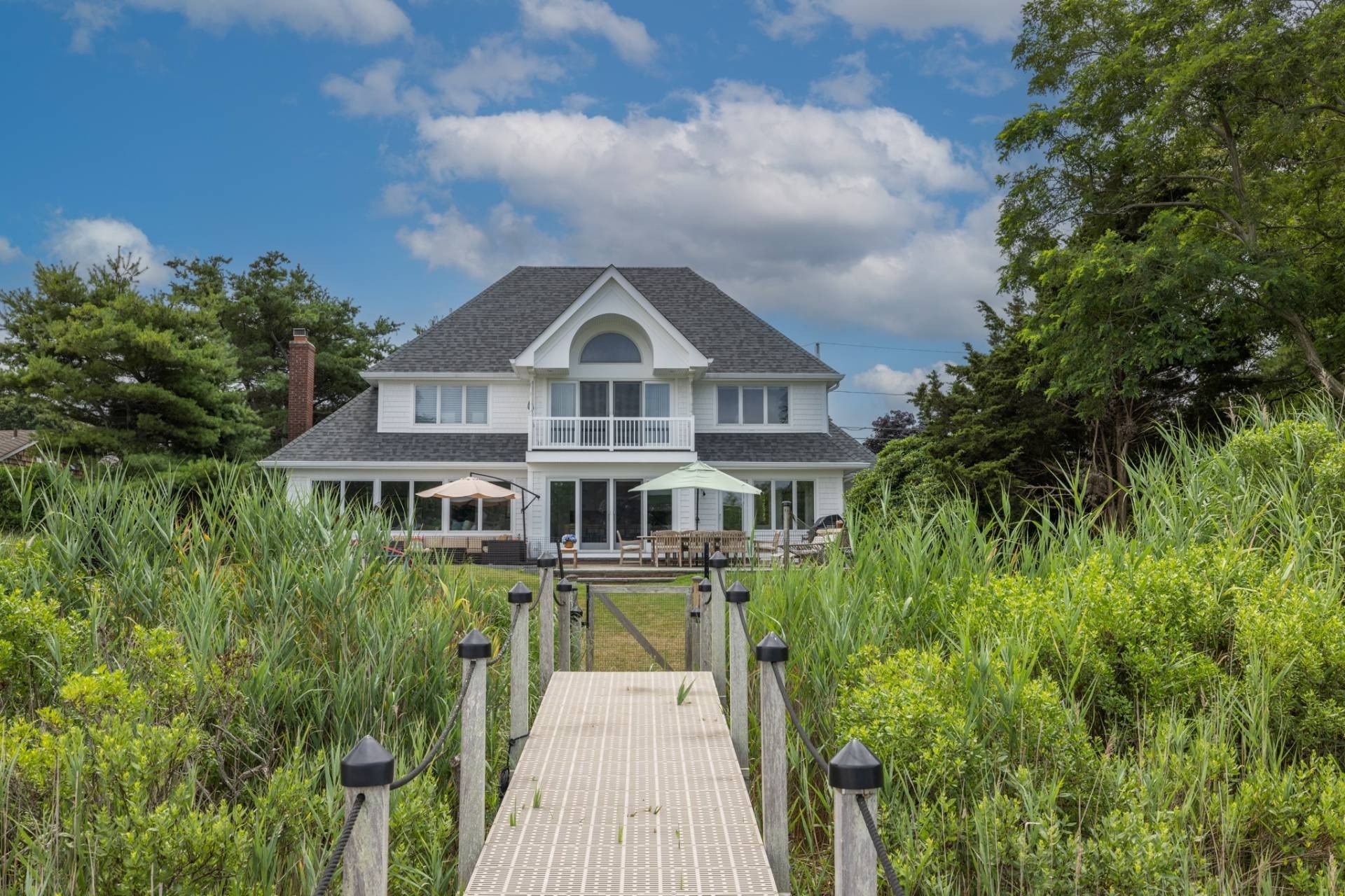 100 Redwood Rd – photo 5