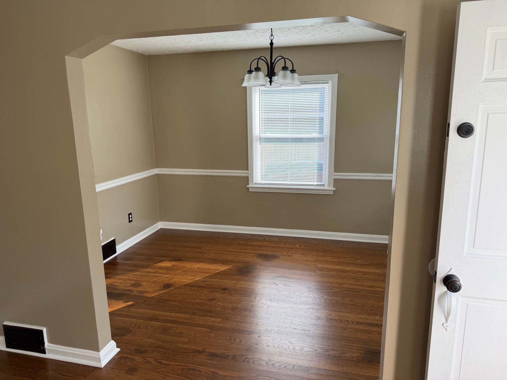 8508 Perry Rd – photo 4