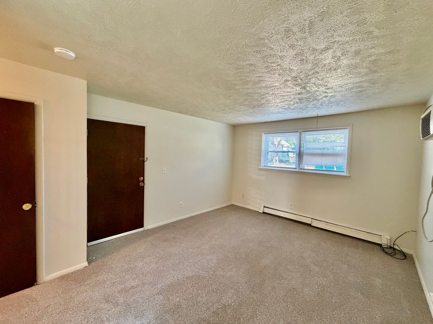 1106 N Mclean St unit Unit 1 – photo 2