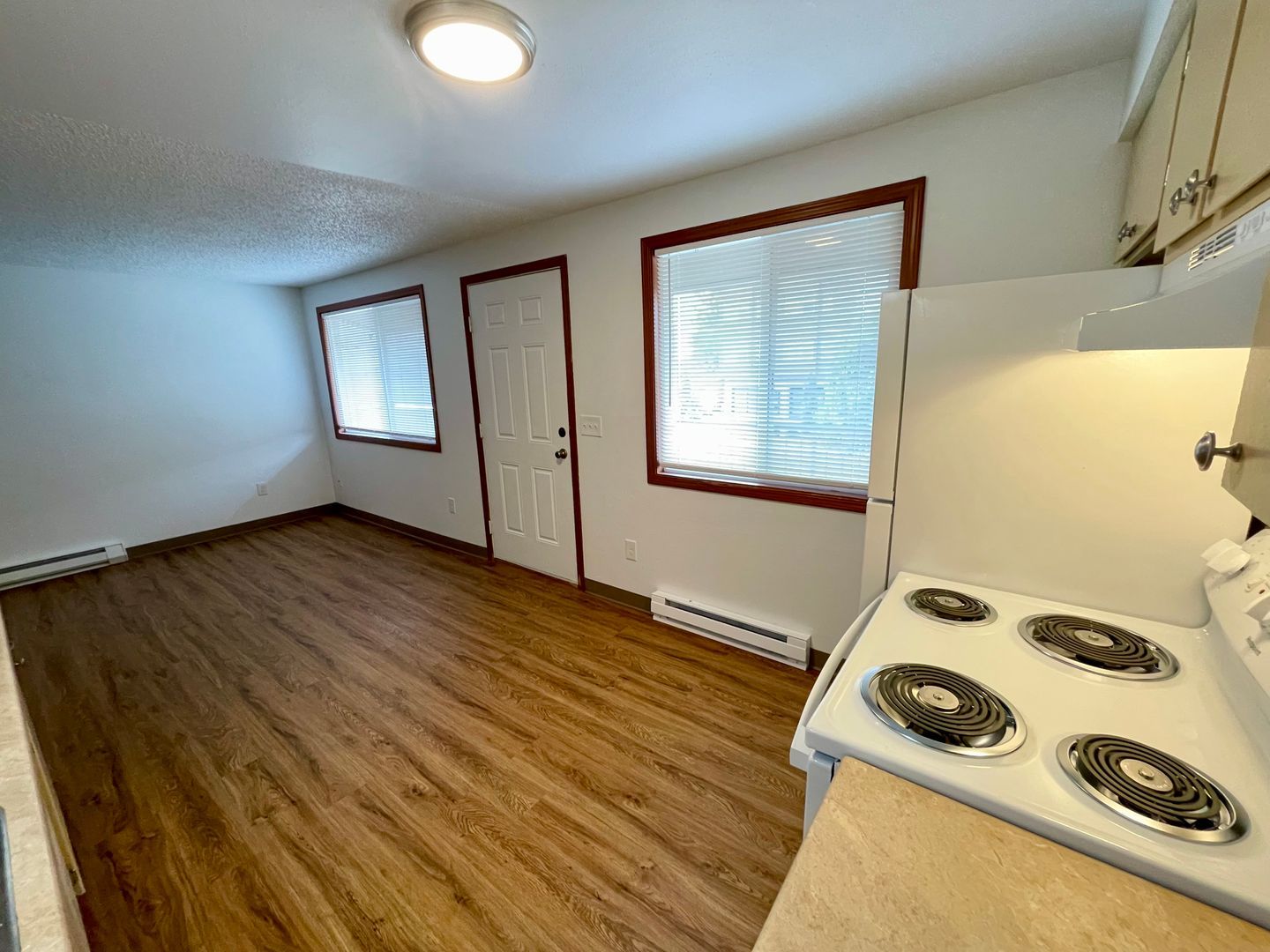 804 E Hartson Ave unit 7 – photo 5