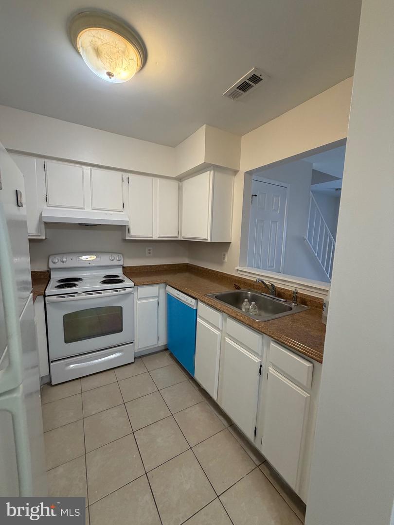 4118 Peppertree Ln unit 4118 – photo 5