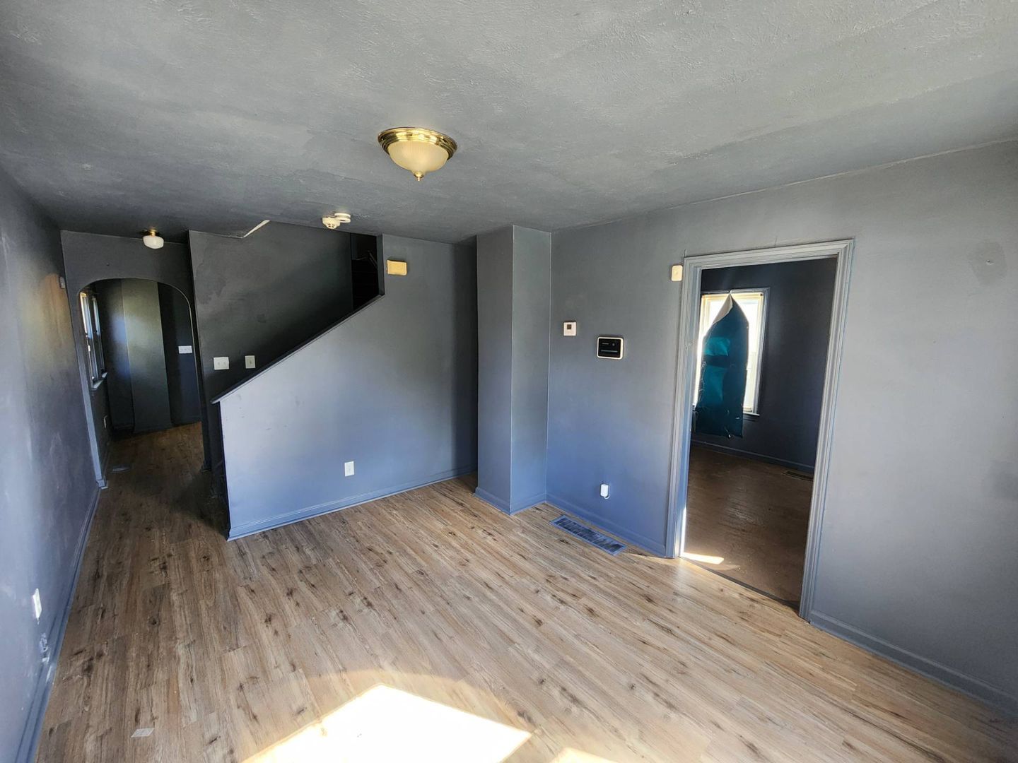 10317 Reno Ave – photo 2