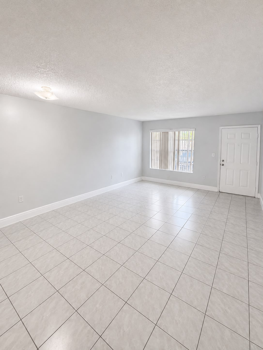 271 NW 177th St unit # 106 – photo 1
