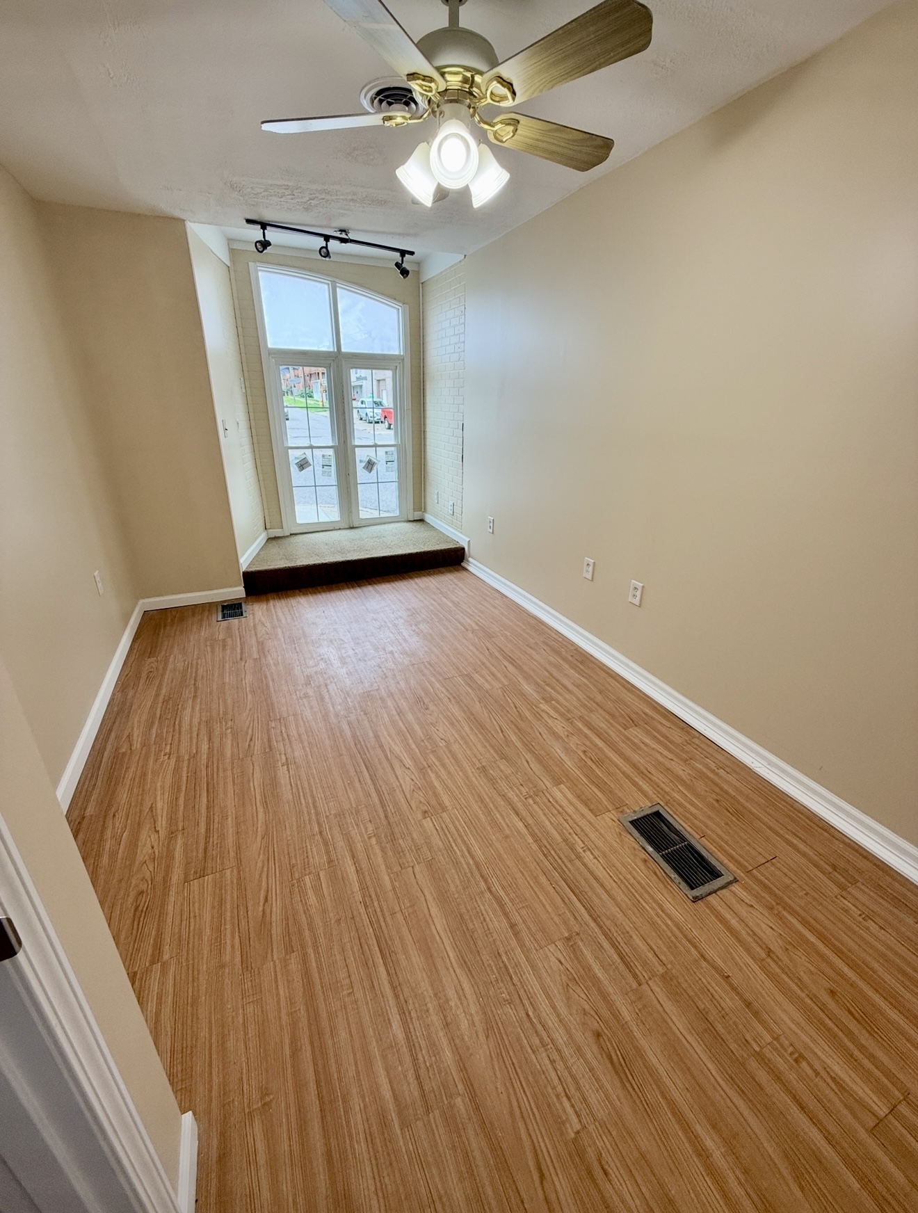 622 20th St unit D – photo 5