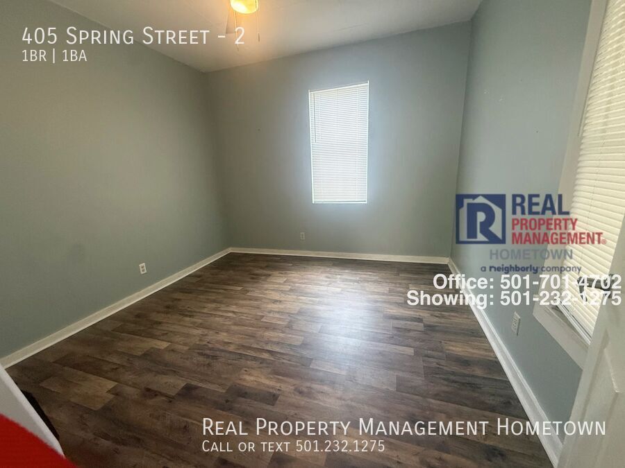 405 Spring St – photo 4