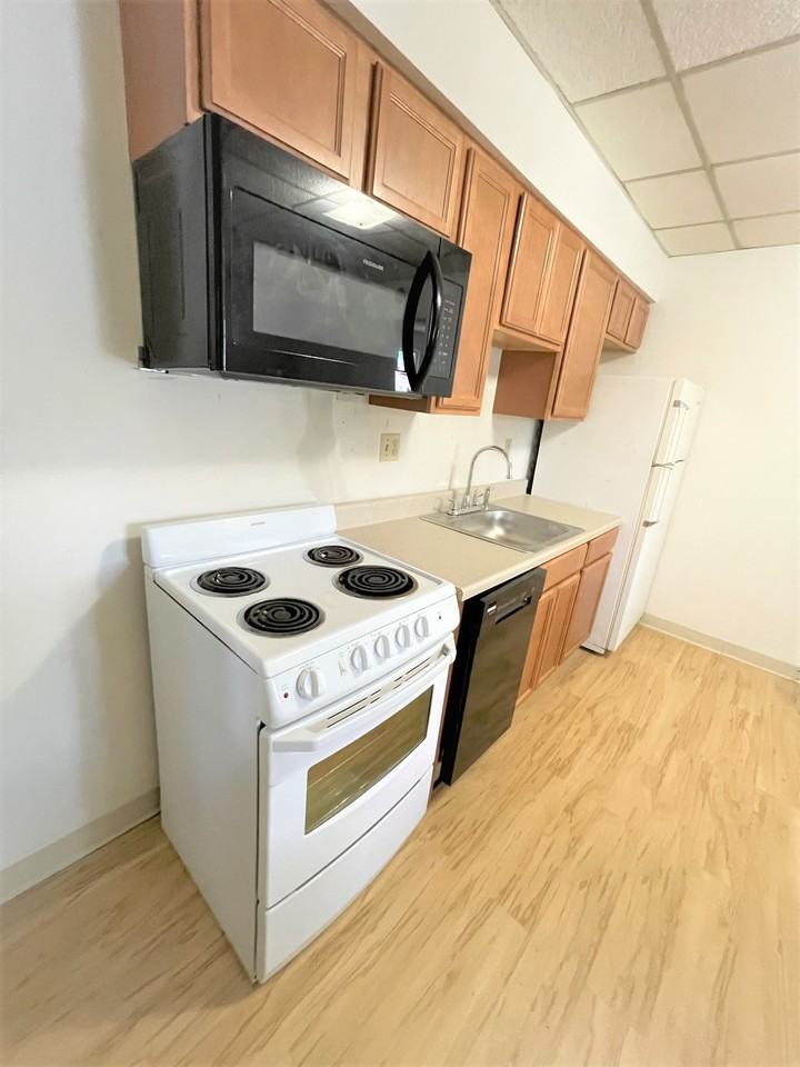 2419 Beechwood Blvd unit B – photo 3