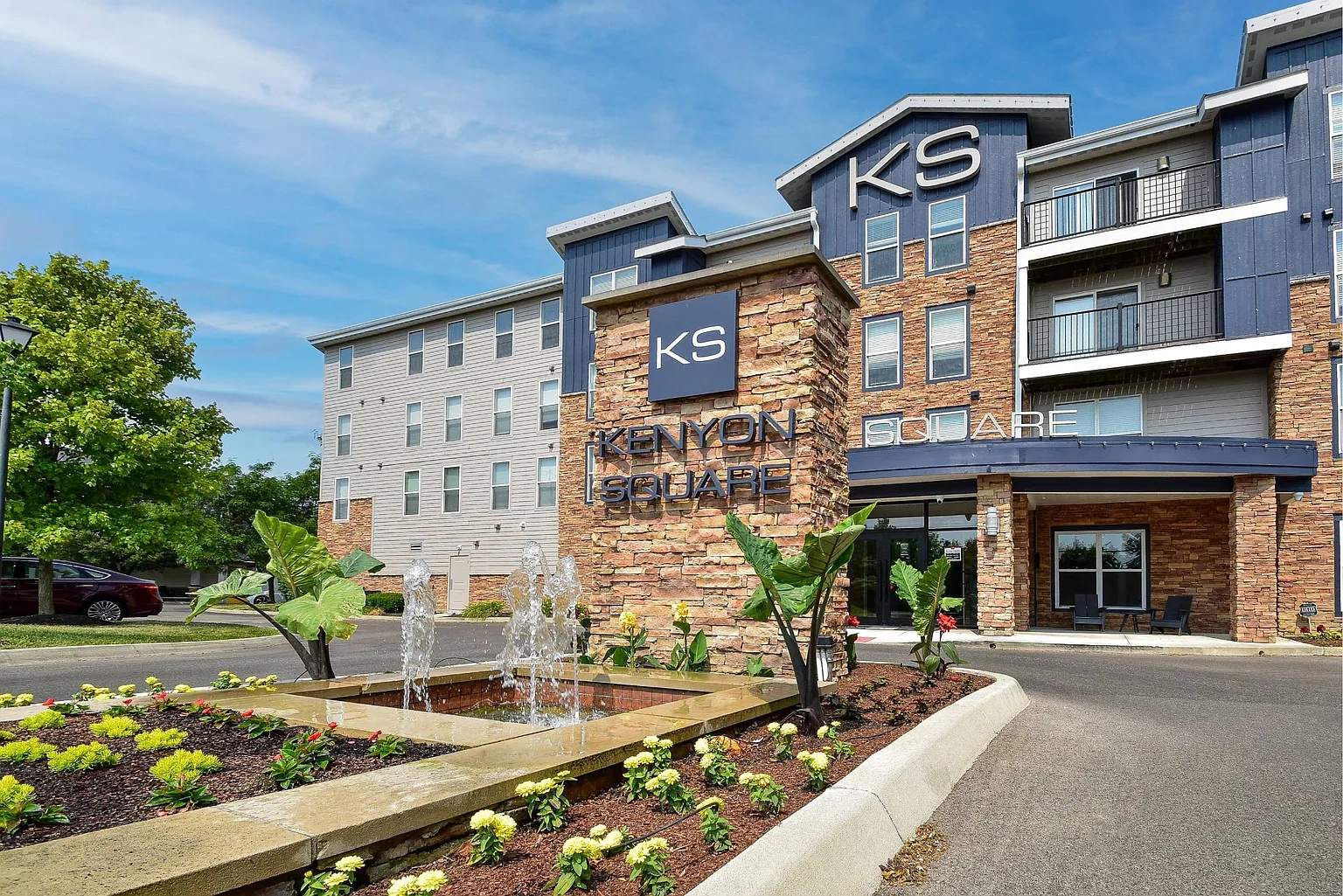 Kenyon Square Apartments – photo 2