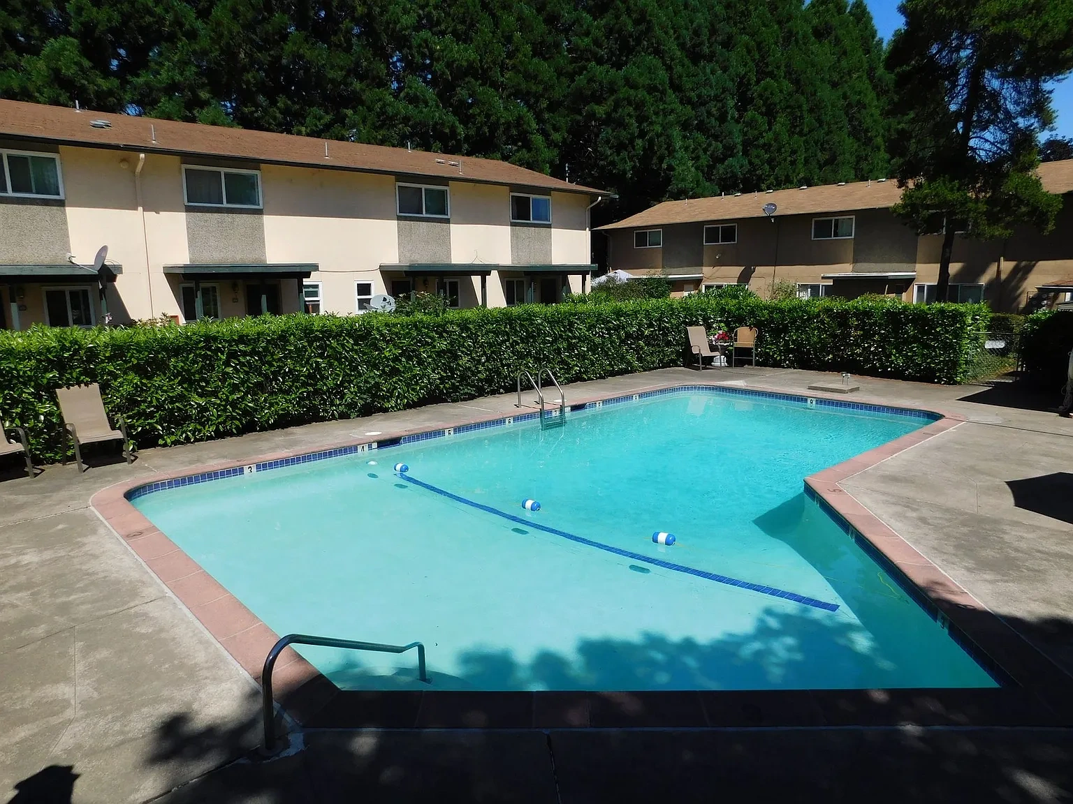 Cedar Meadow Apartments – photo 1