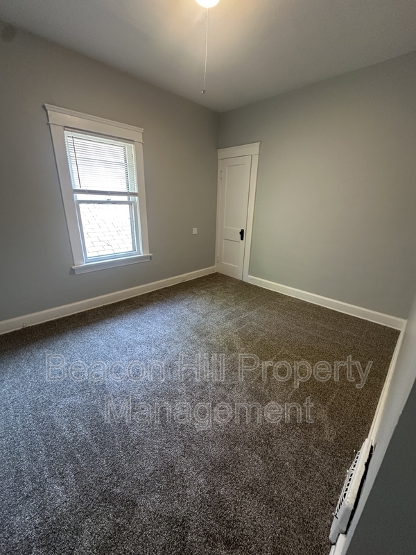 3585 E 129th St – photo 5