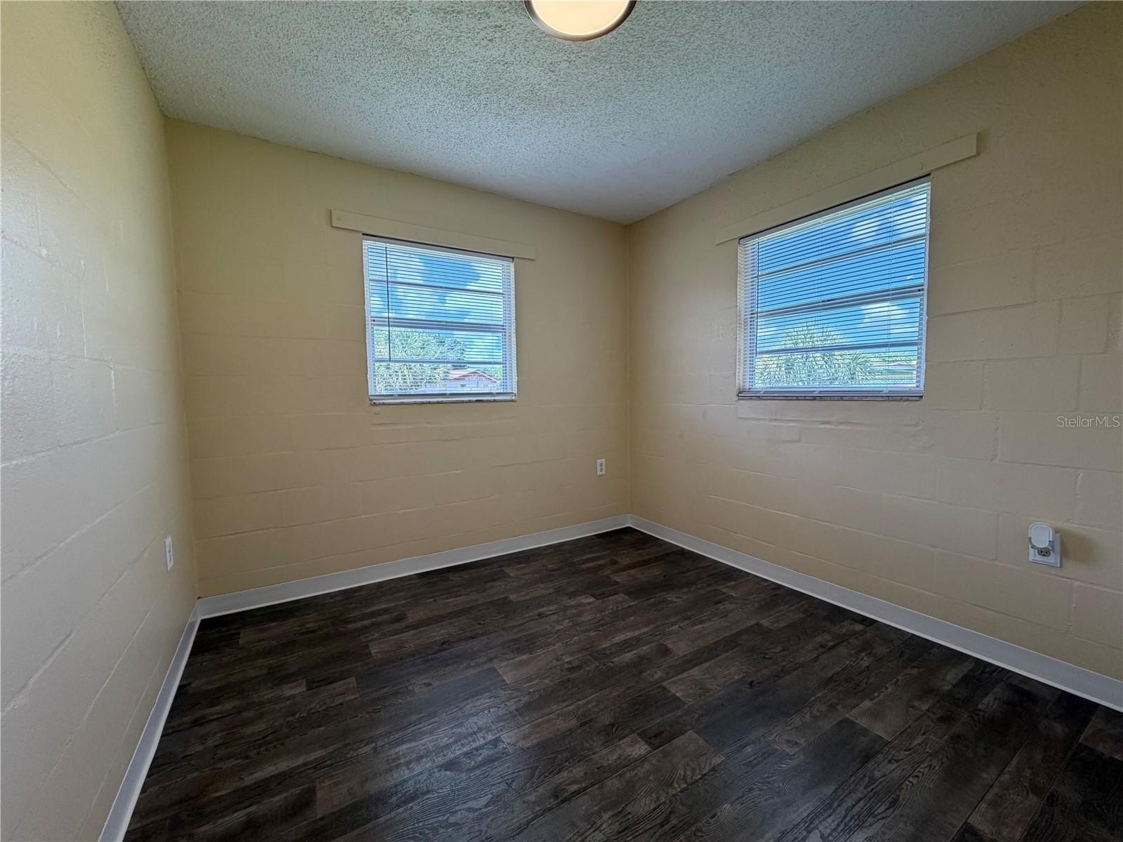 2988 Stowe Pl – photo 4