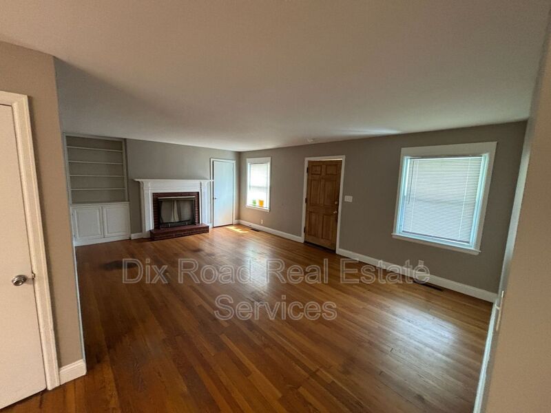 1750 N Staunton Dr – photo 5