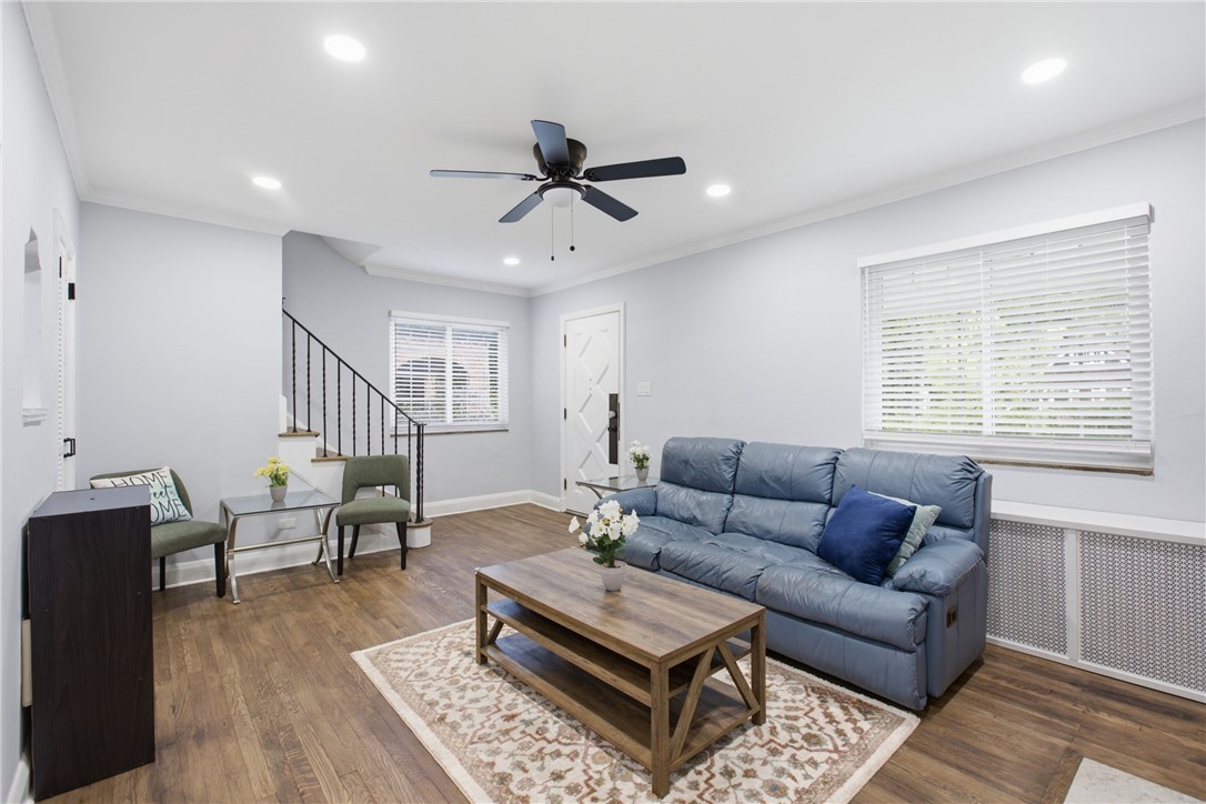 3891 Beechwood Blvd – photo 4