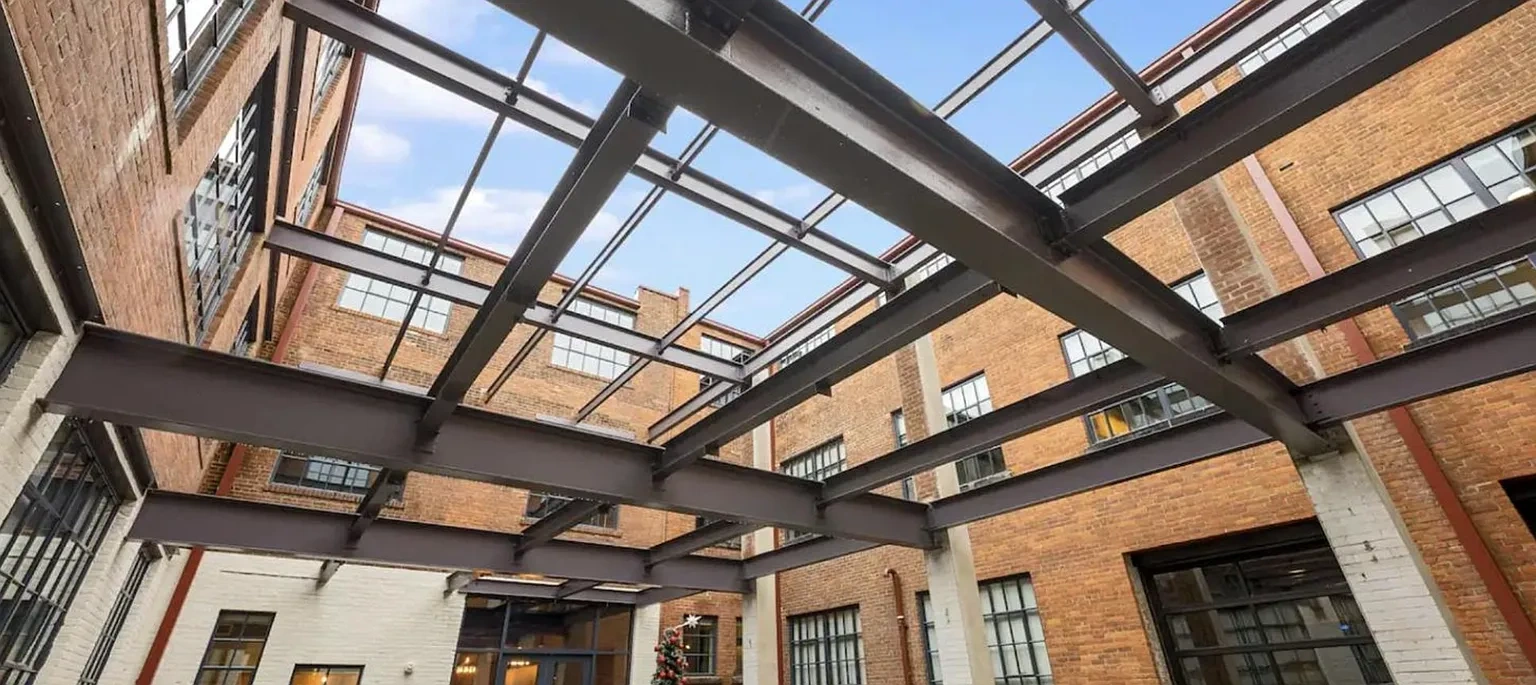 2125 Superior Living – photo 4
