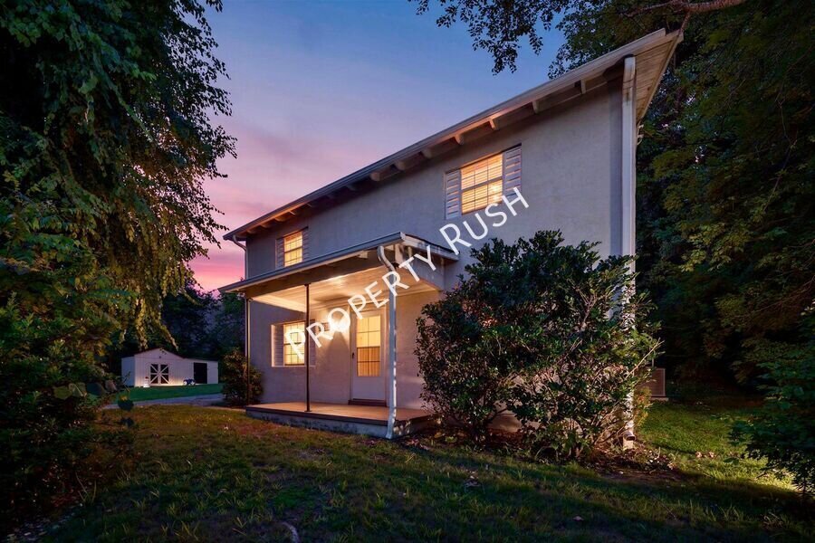 424 Hedgewood Dr – photo 3
