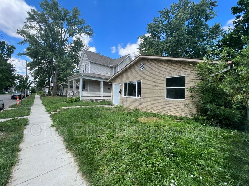 48 N Eureka Ave – photo 1