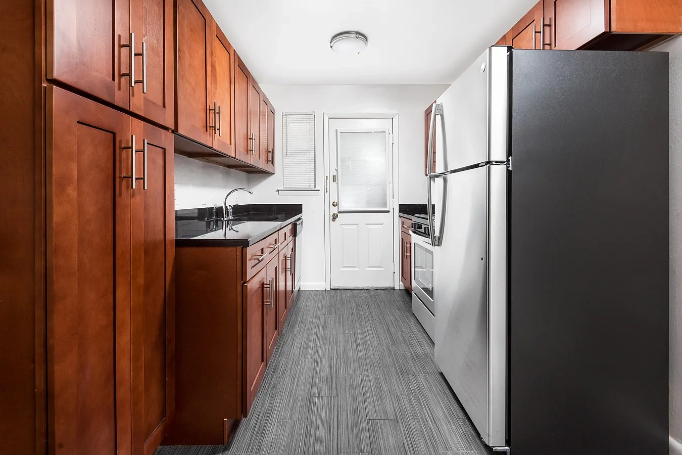 Chestnut Court – photo 1