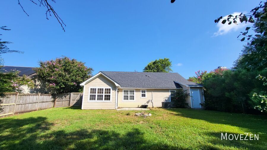 2406 Sapling Cir – photo 3