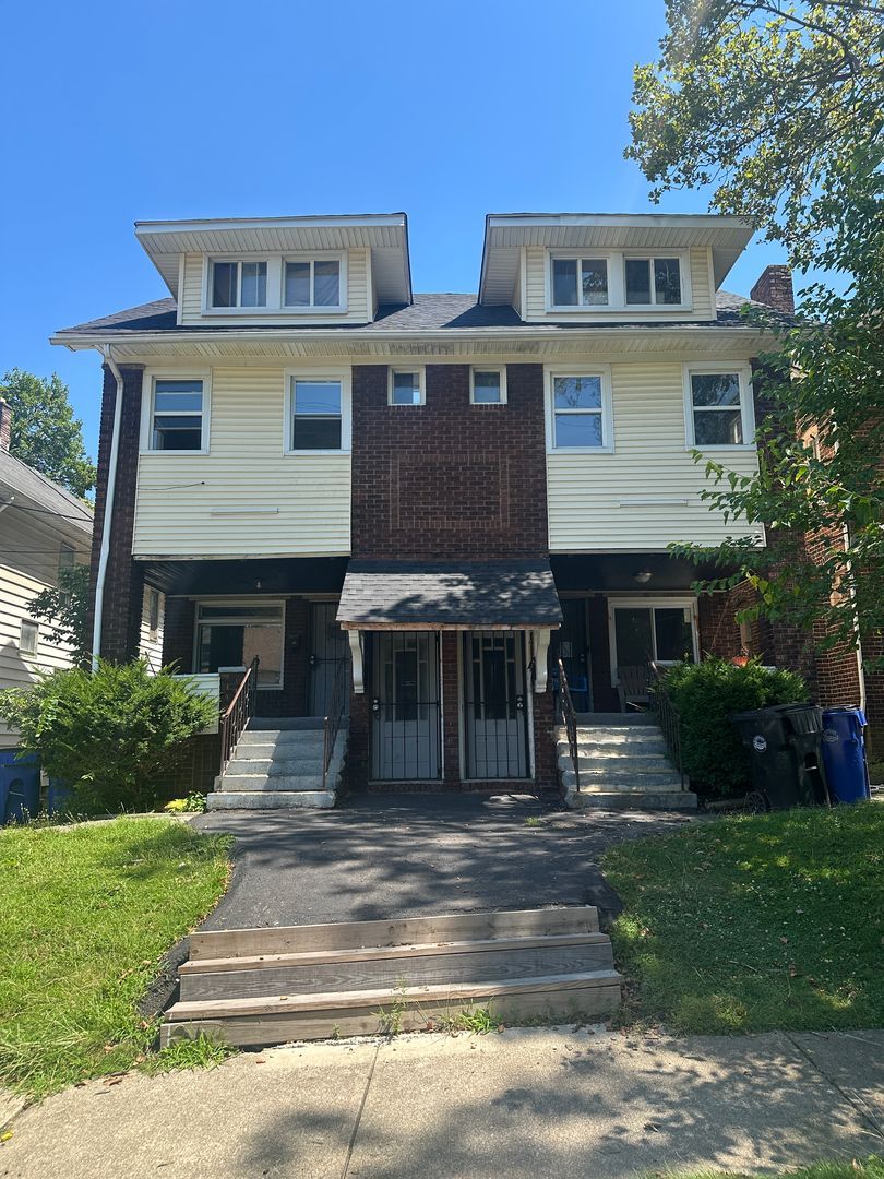 4139 E 104th St unit Unit 3 – photo 1