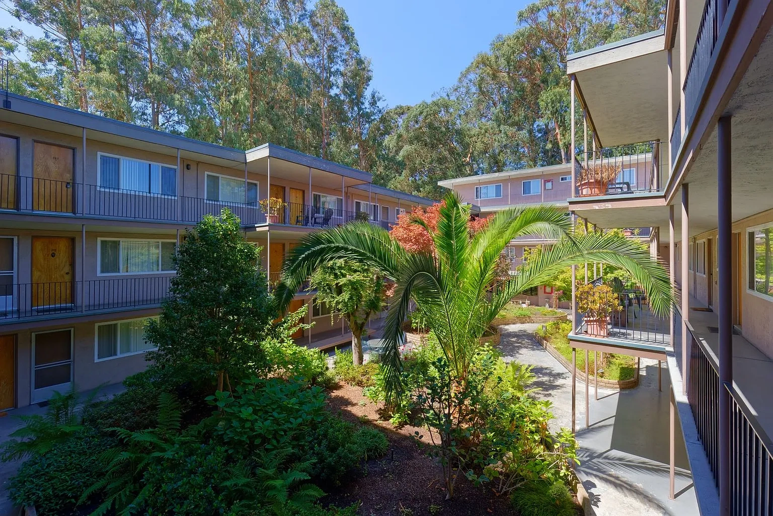 540 Callan Ave – photo 5